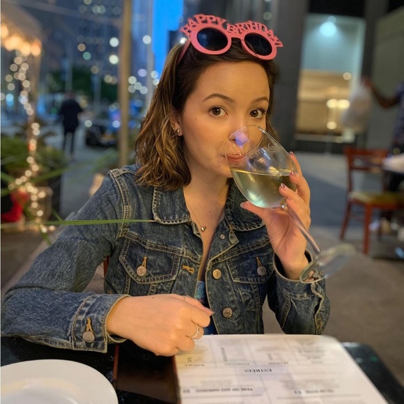 Meet Your Posher - Kara! - Picture 3 of 5